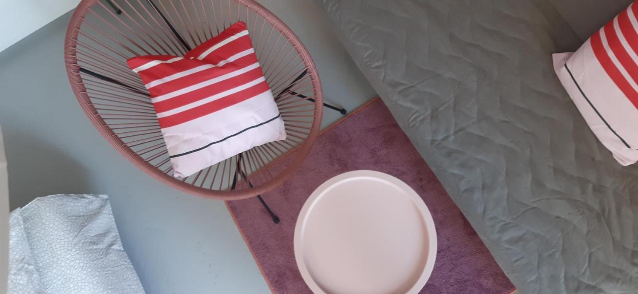 Lovely Madly Apartment クラクフ エクステリア 写真